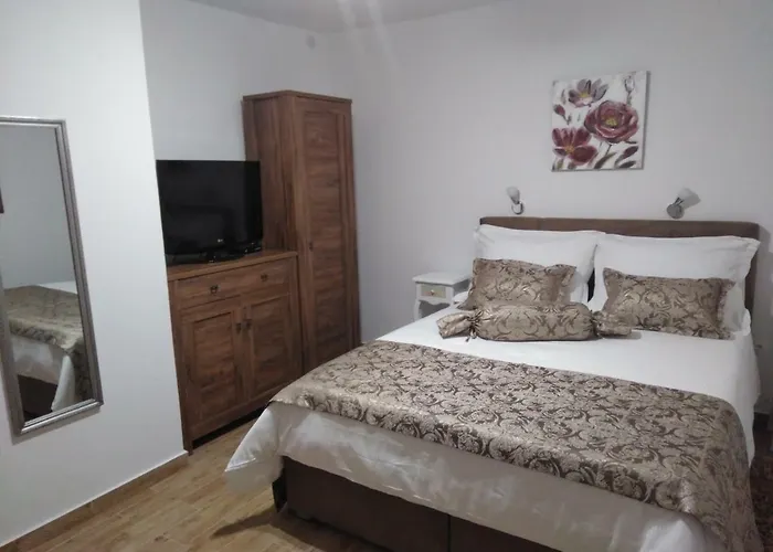 Center Roko Appartement *