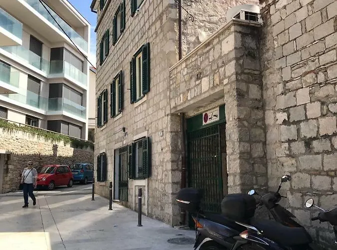 Center Roko Appartement